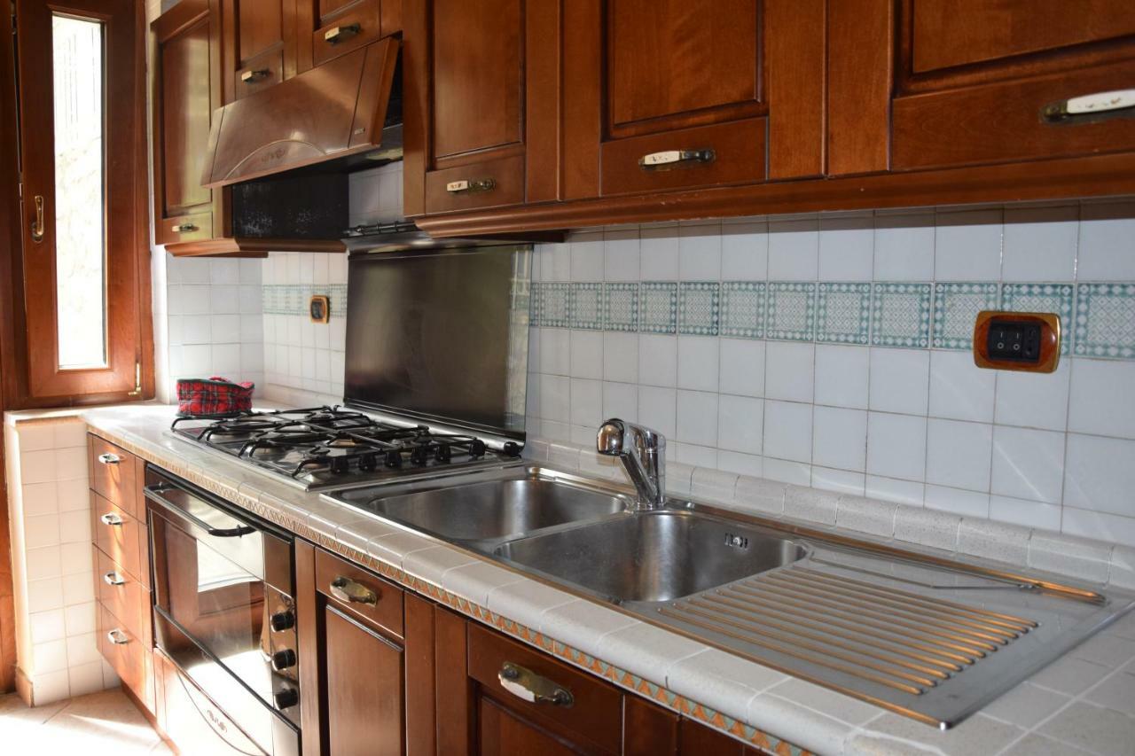 Holiday Family - Big On The Swimming Pool In Front Of Capri Appartement *